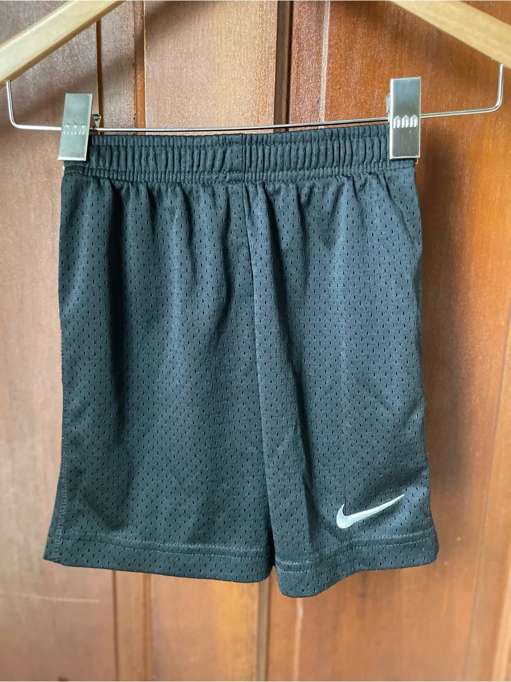 Nike boys size 6 black athletic shorts